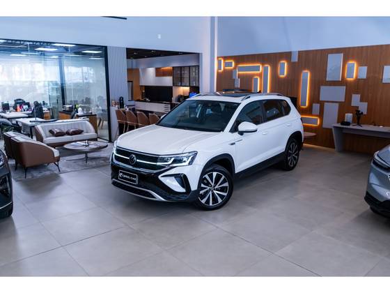 VOLKSWAGEN TAOS 1.4 250 TSI TOTAL FLEX HIGHLINE AUTOMÁTICO